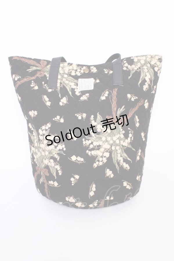 画像1: KANEKO ISAO / ポーチ付きすずらん柄キルティングバッグ  クロ×アイボリー T-25-12-10-030-EL-BG-OW-ZT-K012 (1)