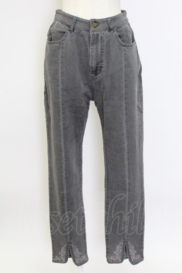 画像1: axes femme / 刺繍スリットフィットデニム L グレー T-25-12-11-052-AX-PA-SA-ZT (1)