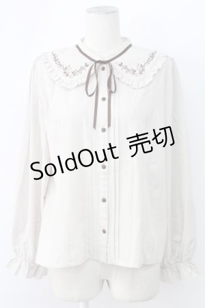 画像: axes femme / ブーケ刺繍フリル襟ブラウス L ベージュ T-25-12-11-012-AX-BL-SA-ZI