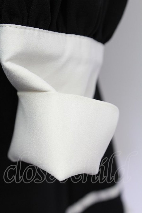 画像8: Jamie エーエヌケー / サイド編み下げケープワンピース  黒Ｘ白 T-25-12-14-024-LO-OP-SA-ZT (8)