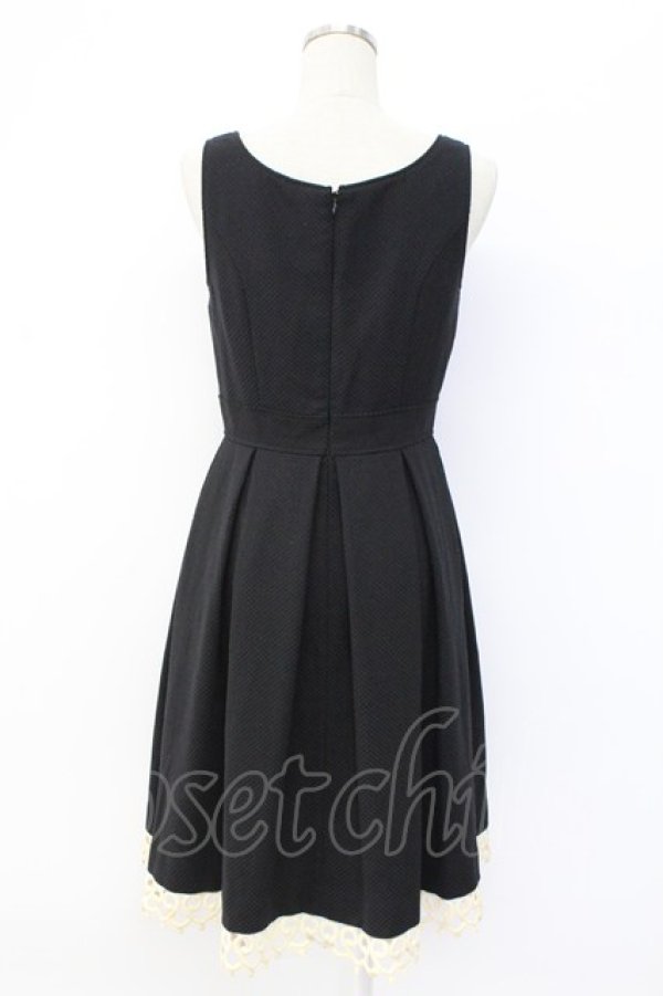 画像2: Emily Temple cute / 裾ハートレースジャンパースカート  黒Ｘ白 T-25-12-14-027-ET-OP-SA-ZT (2)