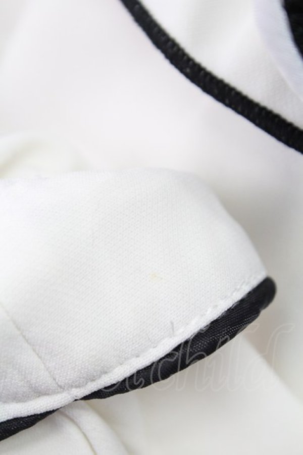 画像6: evelyn / Uフリルバイカラーリボンブラウス  ホワイト T-25-12-14-001-LO-BL-SA-ZT (6)