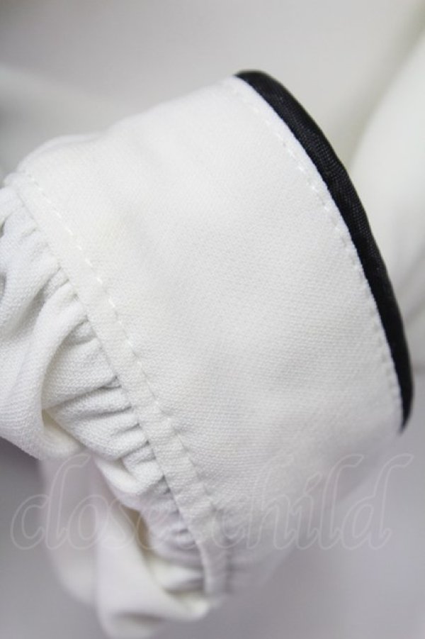 画像8: evelyn / Uフリルバイカラーリボンブラウス  ホワイト T-25-12-14-001-LO-BL-SA-ZT (8)