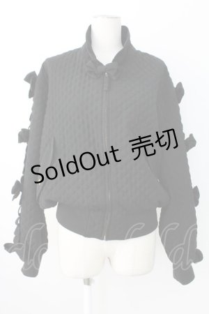 画像: KANEKO ISAO / キルティング袖リボンブルゾン  ブラック T-25-12-17-046-EL-CO-SA-ZT