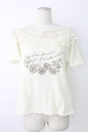 画像: axes femme / 肩レースプリントTシャツ  アイボリー T-25-12-17-006-AX-TO-SA-ZT