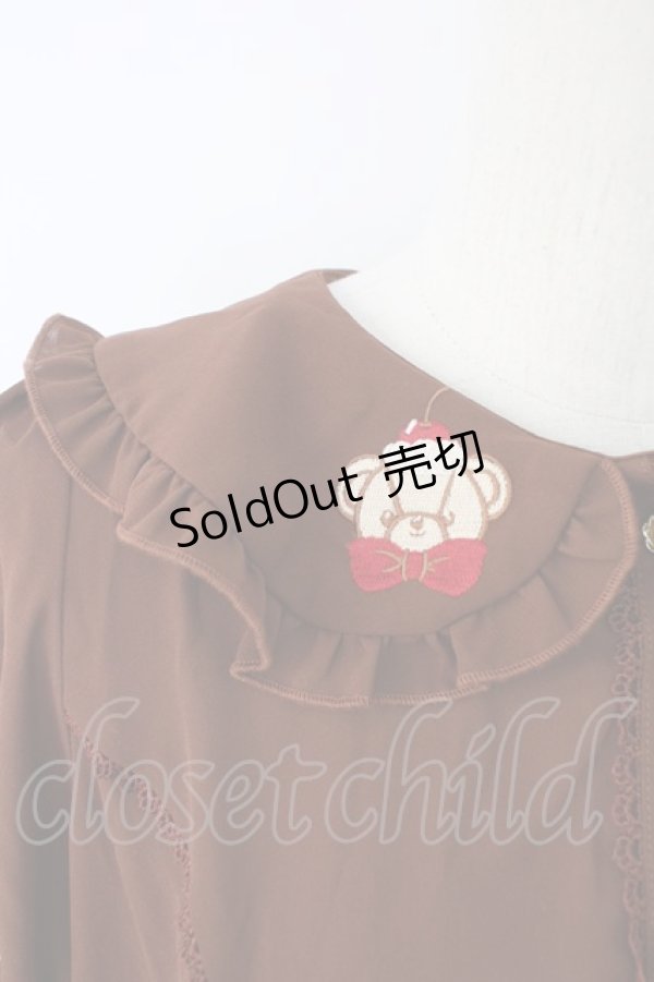 画像3: axes femme Kawaii / クマパフェ刺繍ブラウス  ブラウン T-25-12-17-017-AX-BL-SA-ZT (3)