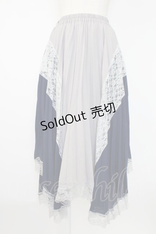 画像1: axes femme / プリーツ切り替えイレヘムスカート  グレーＸネイビー T-25-12-17-031-AX-SK-SA-ZT527 (1)