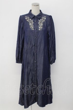 画像: axes femme / 花刺繍ボリューム袖シャツワンピース  インディゴ T-25-12-18-024-AX-OP-SA-ZT