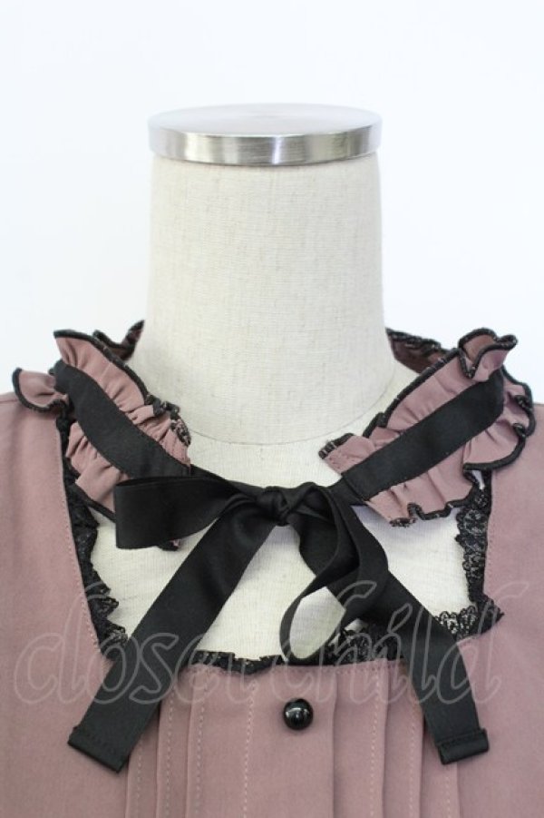 画像4: Rojita / デコルテ開きラッフルボリュームブラウス  ピンクＸ黒 T-25-12-18-011-LO-BL-SA-ZT (4)