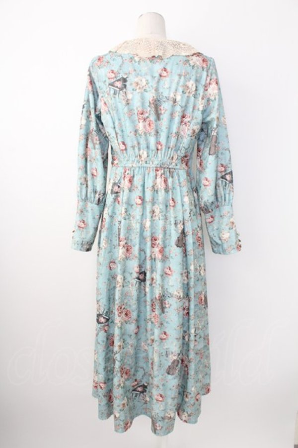 画像2: axes femme / 音楽と薔薇柄ドレス風ワンピース  青 T-25-12-21-026-AX-OP-SA-ZT (2)