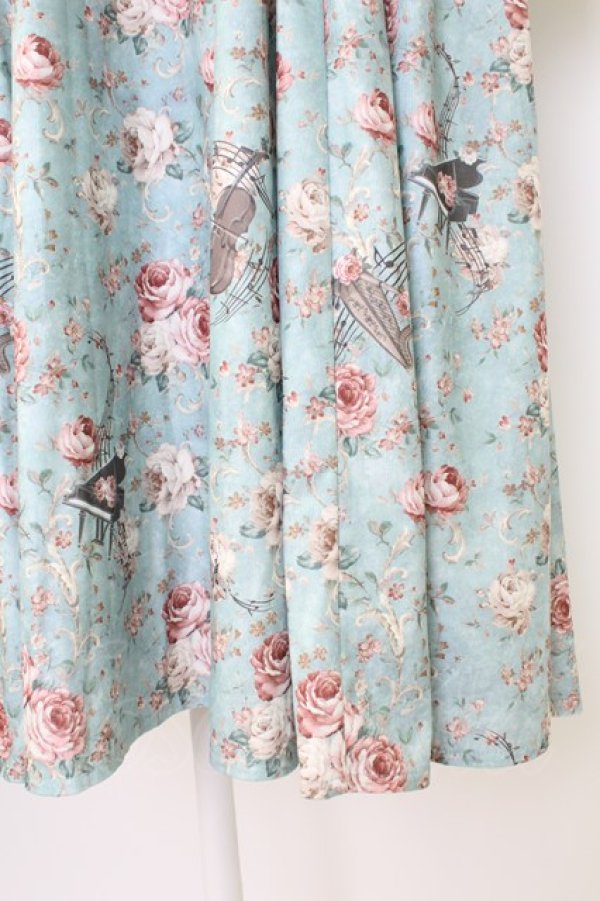 画像4: axes femme / 音楽と薔薇柄ドレス風ワンピース  青 T-25-12-21-026-AX-OP-SA-ZT (4)