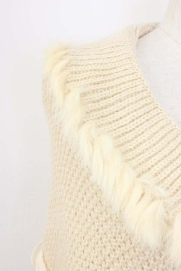 画像3: axes femme / ファーリボンニットストール  ベージュ T-25-12-22-006-AX-ZA-SA-ZT (3)