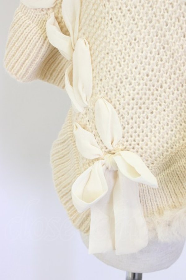 画像4: axes femme / ファーリボンニットストール  ベージュ T-25-12-22-006-AX-ZA-SA-ZT (4)