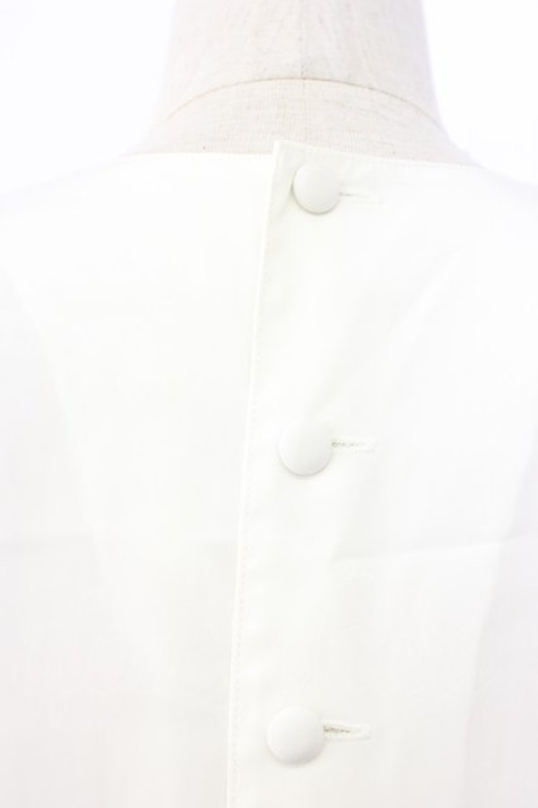 画像3: INGEBORG / ピンタック後ろボタンブラウス  アイボリー T-25-12-22-001-LO-BL-SA-ZT (3)