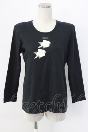 画像: INGEBORG / フラワープリント長袖Tシャツ  ブラック T-25-12-22-016-LO-TS-SA-ZT