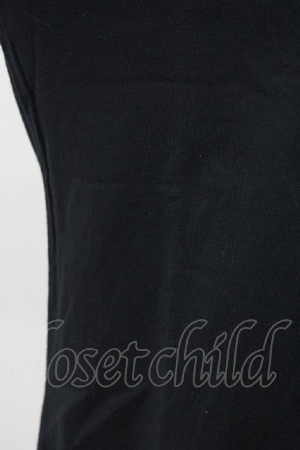 画像5: INGEBORG / ロゴワッペン付き長袖Tシャツ  ブラック T-25-12-22-017-LO-TS-SA-ZT (5)