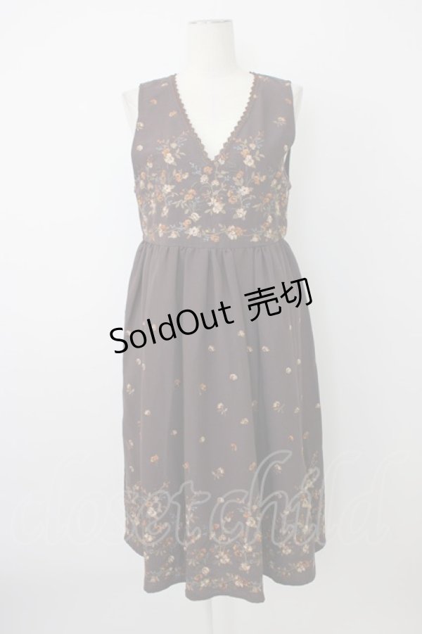 画像1: axes femme / 刺繍入りワンピース M ブラウン T-25-12-26-012-AX-OP-SA-ZT523 (1)