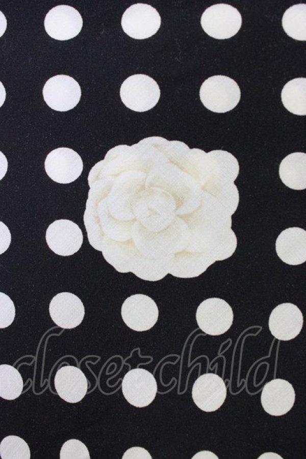 画像3: INGEBORG / カメリアドット柄大判スカーフ  ブラック T-25-12-28-023-LO-ZA-SA-ZT (3)