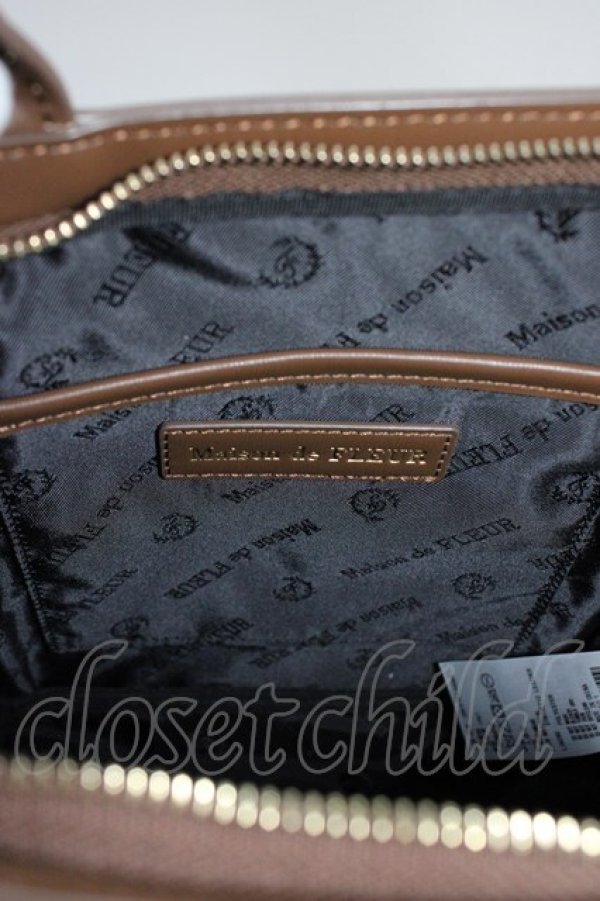 画像6: Maison de FLEUR / 女王/ブック型ショルダーバッグ  ブラウン T-26-01-04-003-LO-BG-SA-ZT (6)