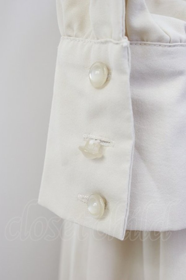 画像3: F&A / フロントピンタックロングティアードワンピース  アイボリー T-26-01-08-003-LO-OP-SA-ZT (3)