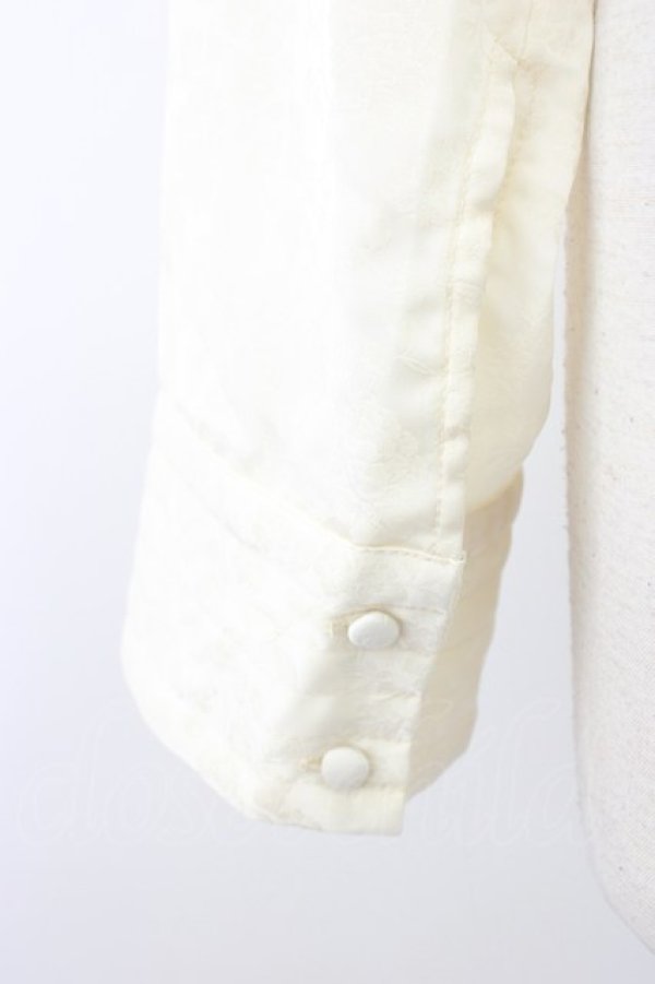 画像4: axes femme / チャイナ釦付ボレロ風ブラウス  キナリ T-26-01-09-002-AX-TO-SA-ZT (4)