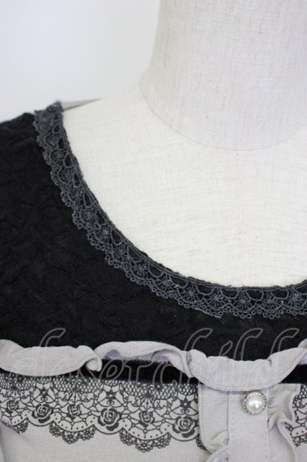 画像3: axes femme / レース切り替え森柄トップス  グレーＸ黒 T-26-01-10-001-AX-TO-SA-ZT (3)