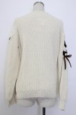画像2: axes femme / 袖レースアップデザインニット  生成り T-26-01-13-003-AX-TO-SA-ZT (2)