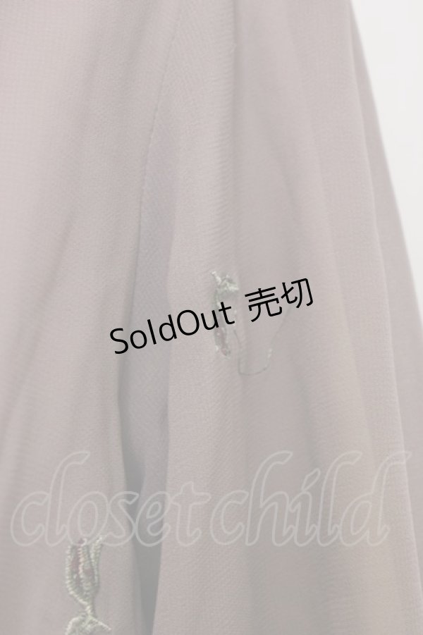 画像4: an another angelus / ローズ刺繍シフォンワンピース  ラベンダー T-26-01-13-006-CA-OP-SA-ZT531 (4)