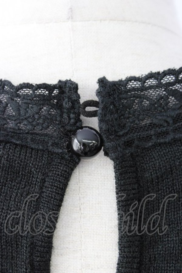 画像4: Secret Honey / エンジェル刺繍ニットトップス  黒ＸゴールドＸ赤 T-26-01-16-011-CA-TO-SA-ZT (4)