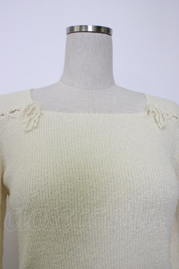 画像4: INGEBORG / 切替編み上げ長袖トップス  アイボリー T-26-01-29-003-LO-TO-SA-ZT581 (4)
