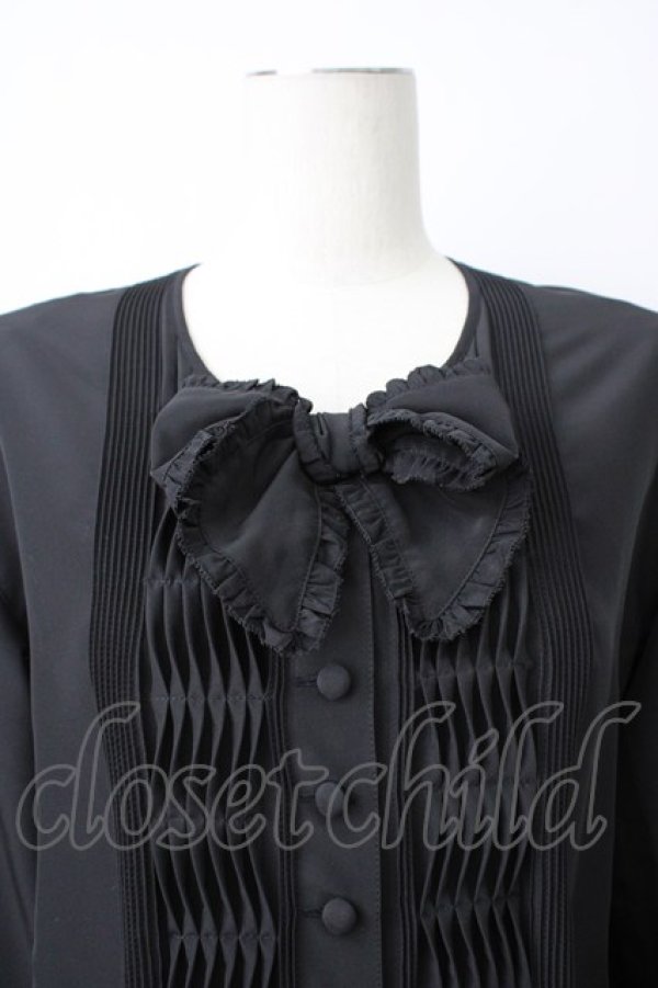 画像4: PINK HOUSE / 2つリボン&ピンタックフリルカフス長袖ブラウス  ブラック T-26-01-29-010-LO-BL-SA-ZT (4)