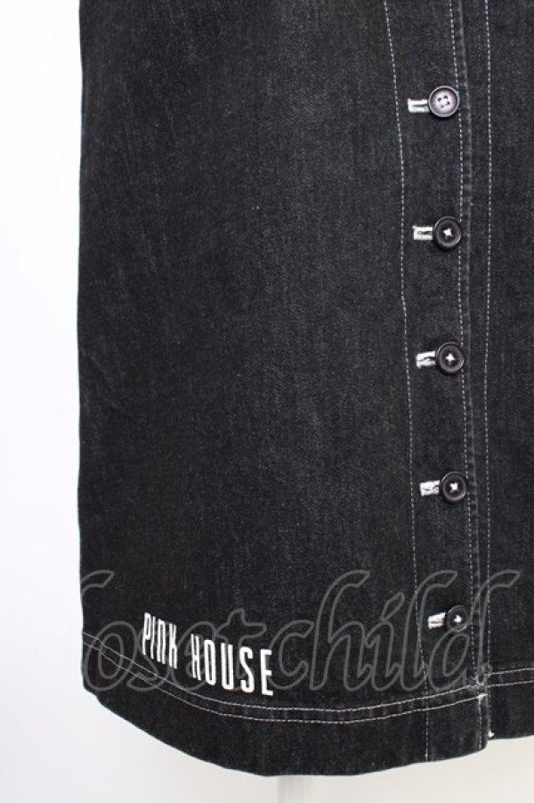 画像4: PINK HOUSE / ロゴワッペン前開きデニムスカート  ブラック T-26-02-01-020-LO-SK-SA-ZT (4)