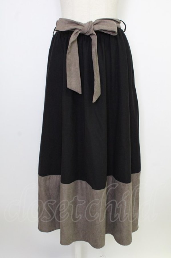 画像1: axes femme / ウエストベルト付き裾切替スカート M ブラック×グレー T-26-02-01-021-AX-SK-SA-ZT (1)