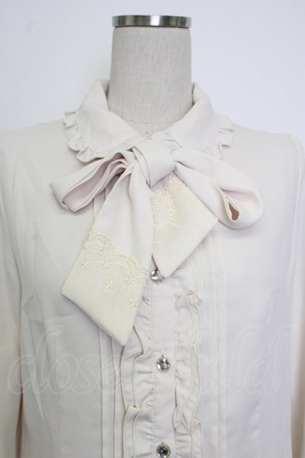 画像5: axes femme / ビジューボタンフリルブラウス M ベージュ T-26-02-02-002-AX-BL-SA-ZT (5)