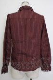画像2: axes femme / 王冠ボタンストライプフリルブラウス  ボルドー T-26-02-02-004-AX-BL-SA-ZT (2)