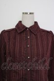 画像4: axes femme / 王冠ボタンストライプフリルブラウス  ボルドー T-26-02-02-004-AX-BL-SA-ZT (4)