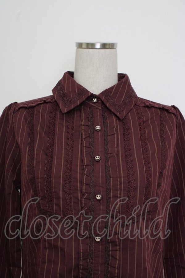 画像4: axes femme / 王冠ボタンストライプフリルブラウス  ボルドー T-26-02-02-004-AX-BL-SA-ZT (4)