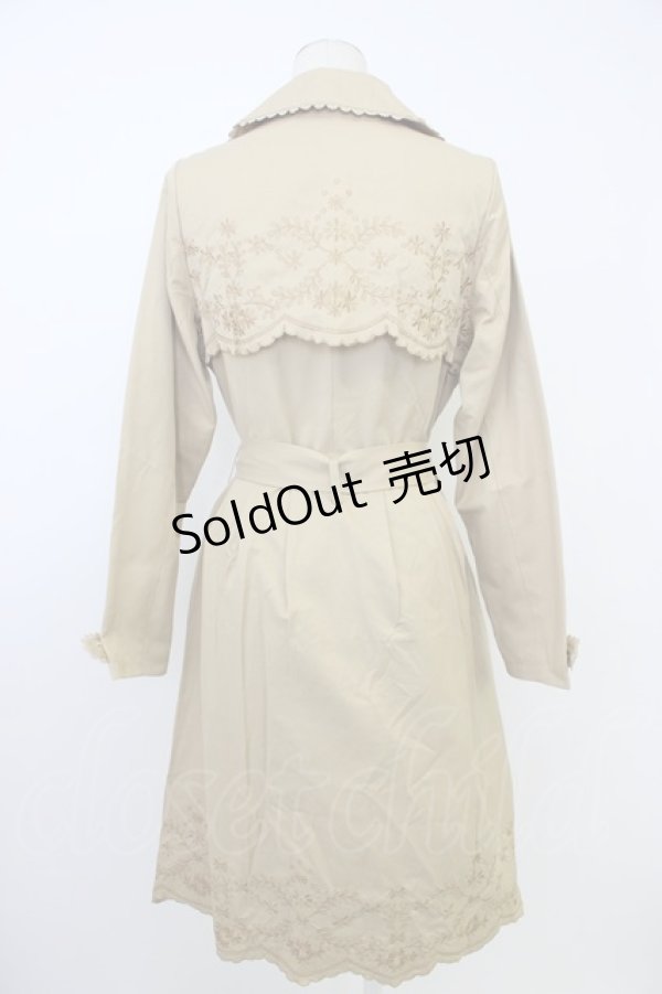 画像2: axes femme / 刺繍入りトレンチコート M ベージュ T-26-02-03-024-AX-CO-SA-ZTC068 (2)