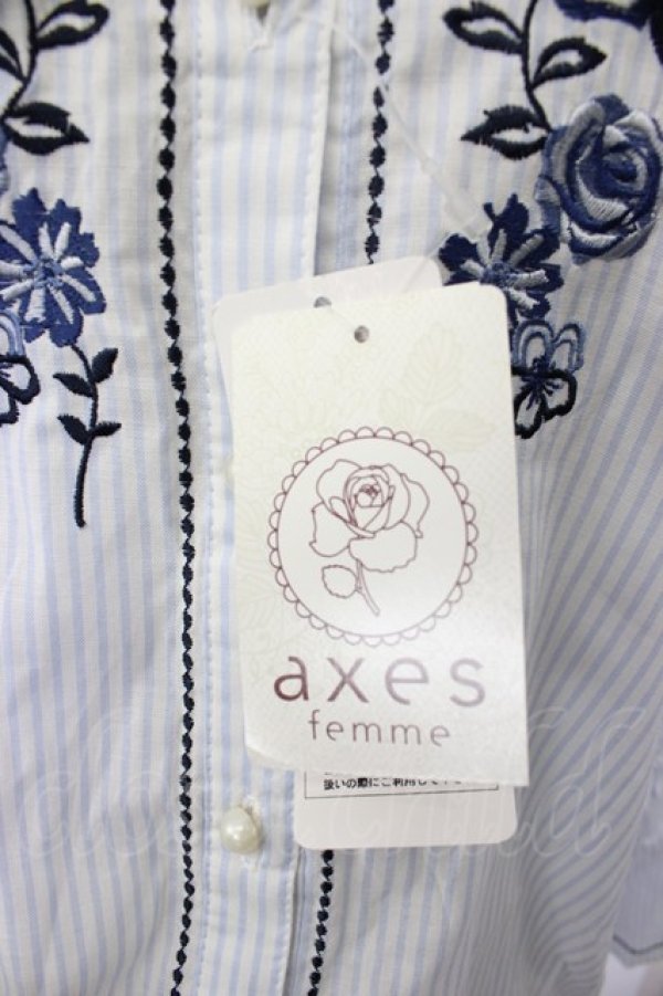 画像7: axes femme / 刺繍使いボリューム袖ブラウス M サックス T-26-02-03-013-AX-BL-SA-ZT (7)
