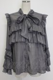 画像1: axes femme / ラメシアー楊柳フリルブラウス  グレー T-26-02-04-008-AX-BL-SA-ZT (1)