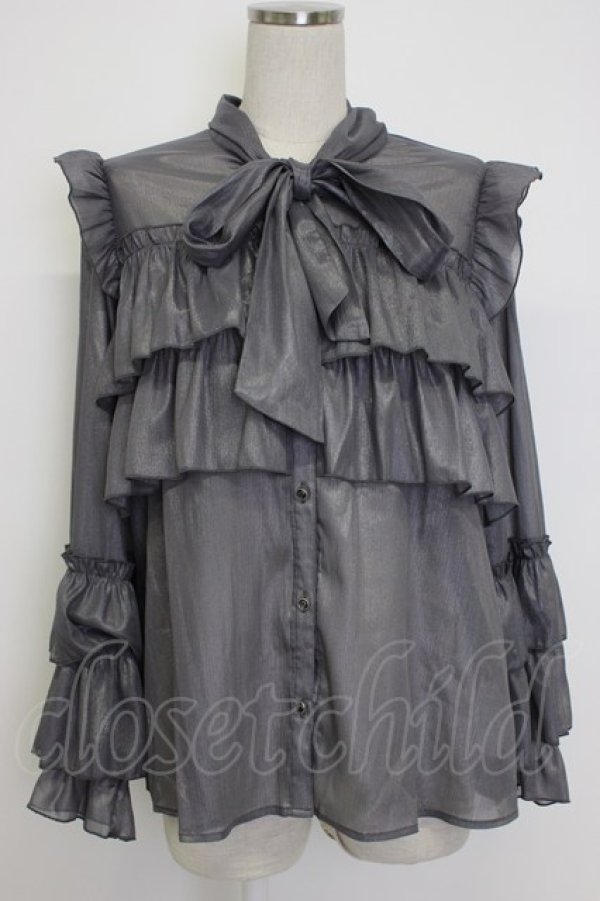 画像1: axes femme / ラメシアー楊柳フリルブラウス  グレー T-26-02-04-008-AX-BL-SA-ZT (1)
