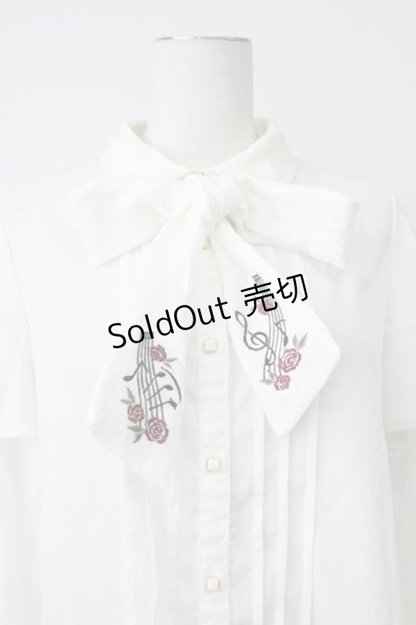 画像5: axes femme / メロディ刺繍ケープ袖ブラウス M ホワイト T-26-02-07-001-AX-BL-SA-ZT582 (5)