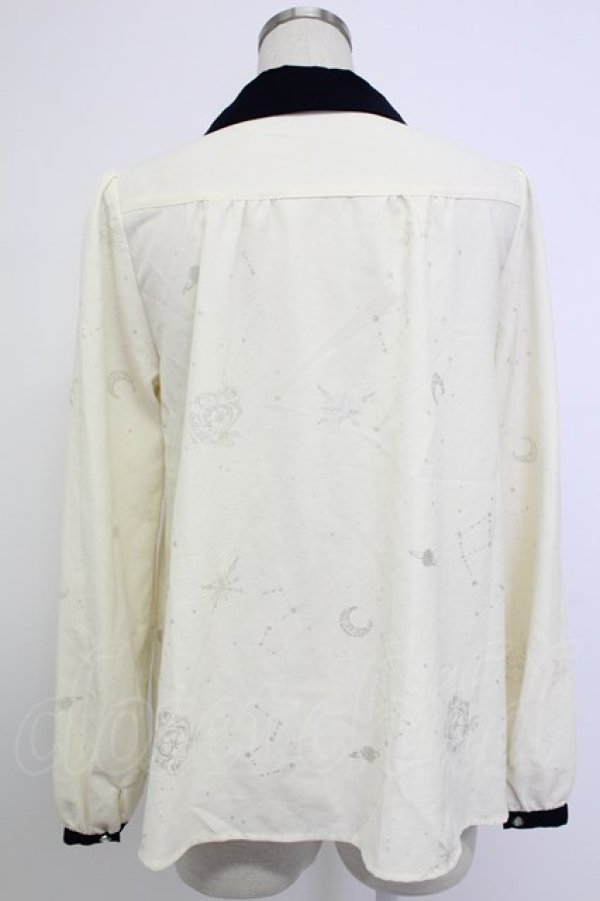 画像2: axes femme / 星座柄箔プリントブラウス M ホワイト×ネイビー T-26-02-08-005-AX-BL-SA-ZT (2)