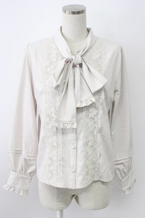 画像: axes femme / 繊細レース×ボウタイブラウス  ベージュ T-26-02-08-011-AX-BL-SA-ZT