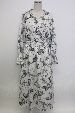 画像: axes femme NOSTALGIE / 星座柄スキッパーワンピース M ホワイト T-26-02-08-002-AX-OP-SA-ZT