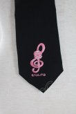 画像2: MAM / 音符刺繍ネクタイ  黒Ｘピンク T-26-02-10-030-LO-ZA-SA-ZT (2)
