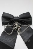 画像3: LOLITAその他(お買取対象外) / チェーンクロスリボンクリップ  黒Ｘシルバー T-26-02-10-034-LO-AC-SA-ZT (3)