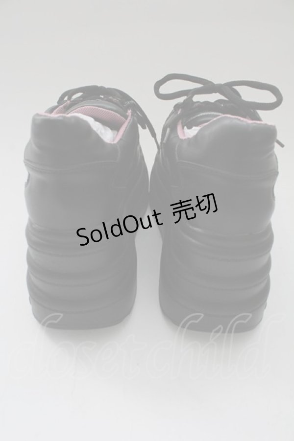 画像6: YOSUKE / 厚底レースアップスニーカー 25.0cm ブラック T-26-02-10-037-PU-SH-OW-ZT (6)