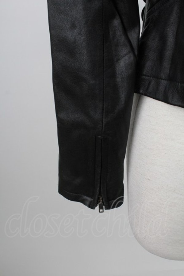 画像4: Emily Temple cute / ラムレザースカラップブルゾン  黒 T-26-02-18-019-ET-JA-SA-ZT (4)