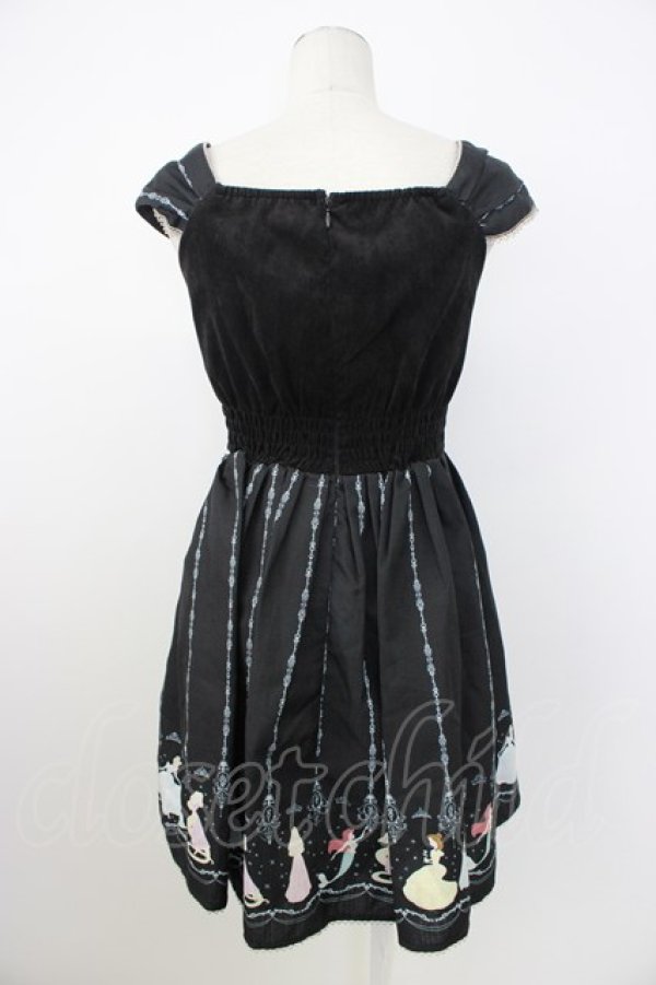 画像2: Secret Honey / オーナメントクリスマスワンピース(ディズニープリンセスVer.)  黒 T-26-02-20-025-CA-OP-SA-ZT (2)